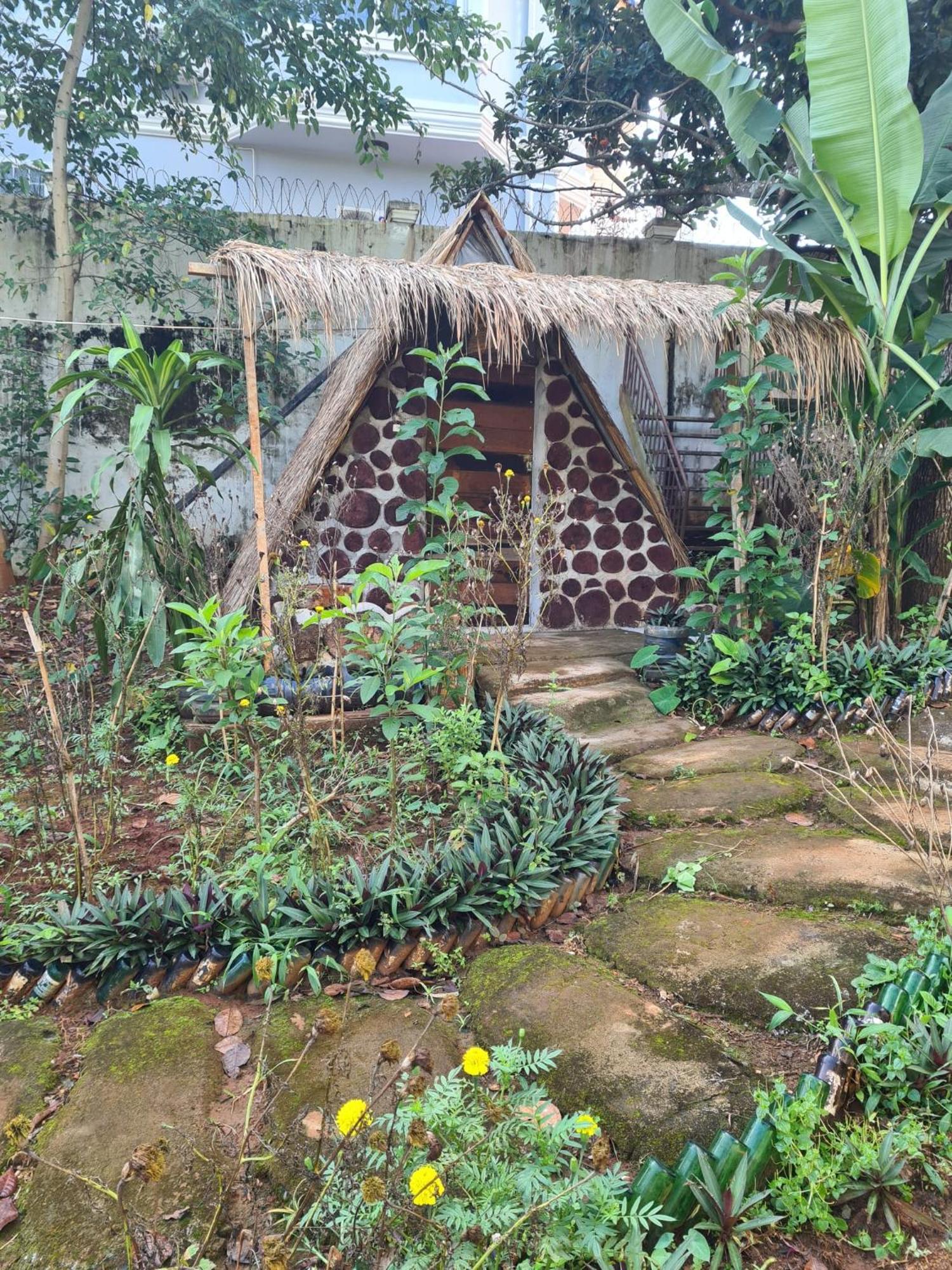 Backpacker Hostel And Jungle Trekking Banlung Экстерьер фото
