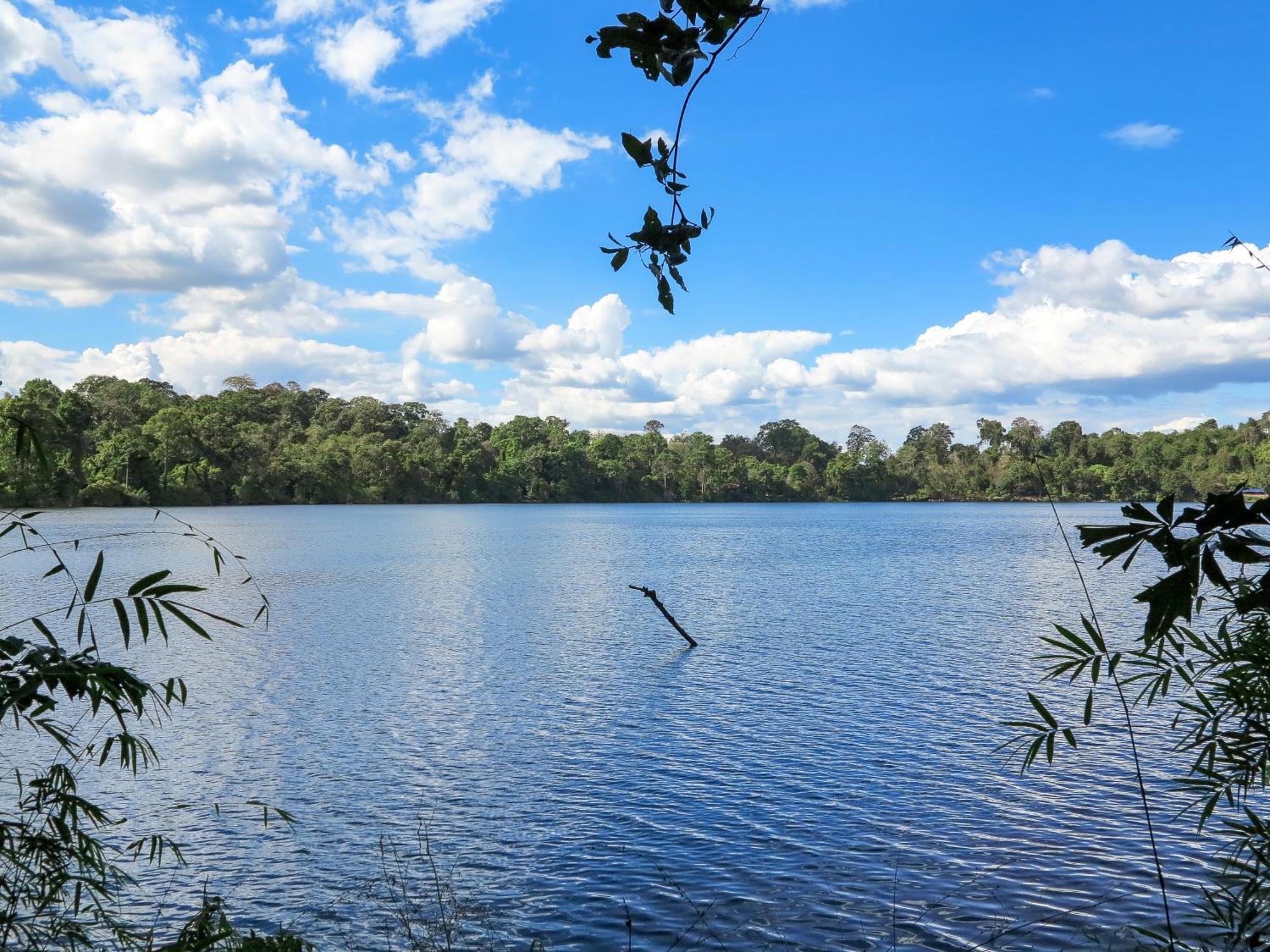 Backpacker Hostel And Jungle Trekking Banlung Экстерьер фото